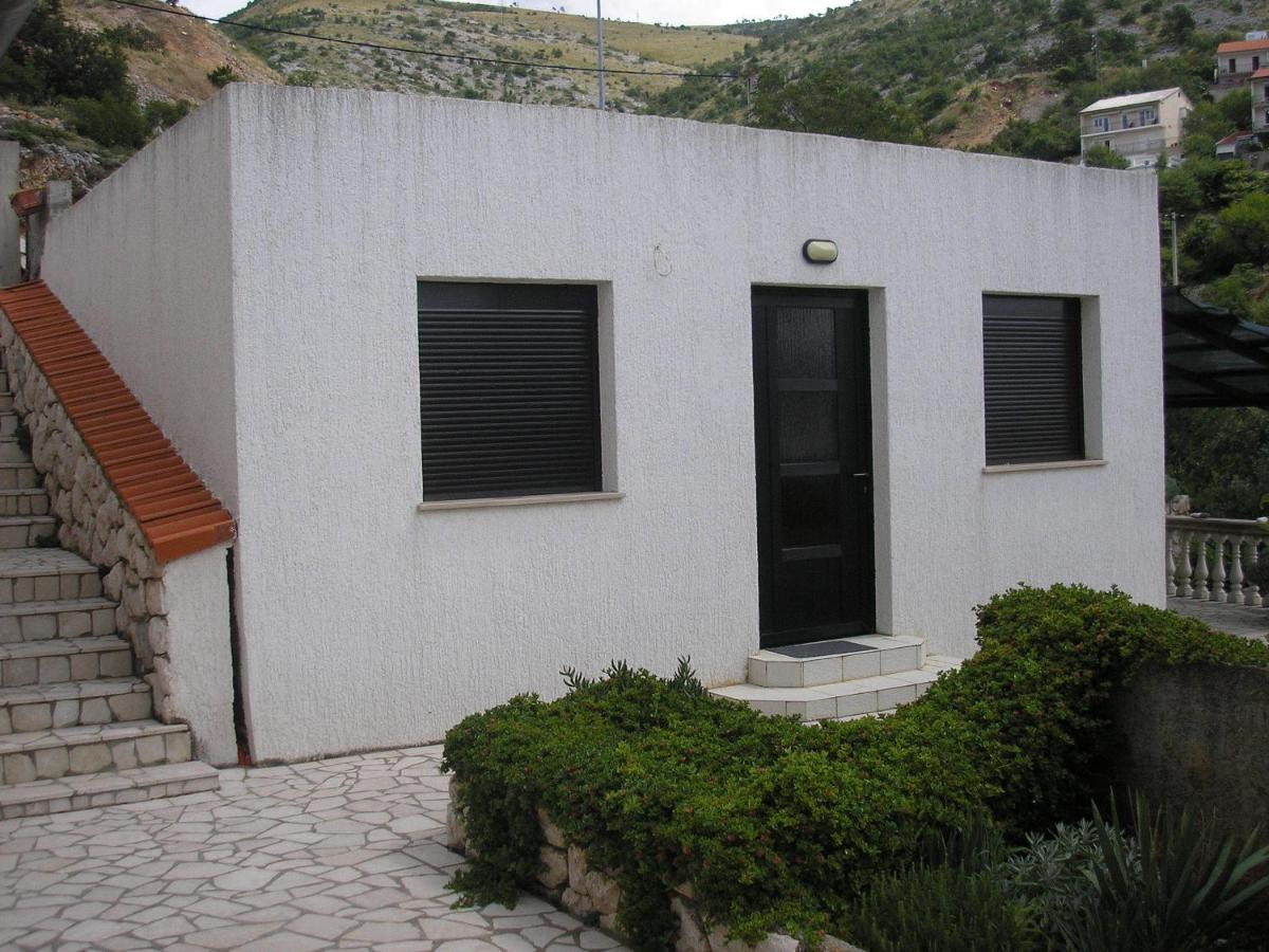 Dean Apartman Zengg Szoba fotó